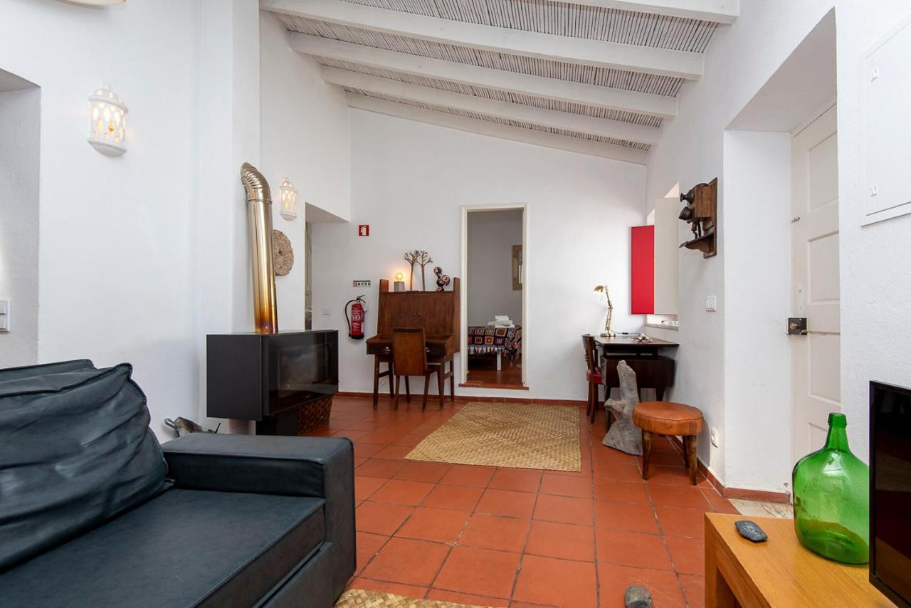 Hillside 2 Aljezur Old Town Guest House Екстериор снимка