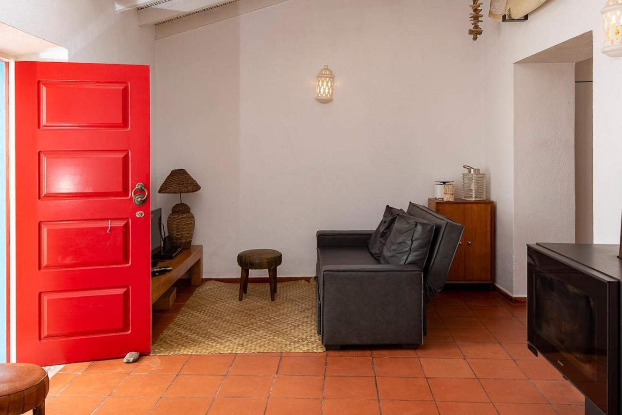 Hillside 2 Aljezur Old Town Guest House Екстериор снимка