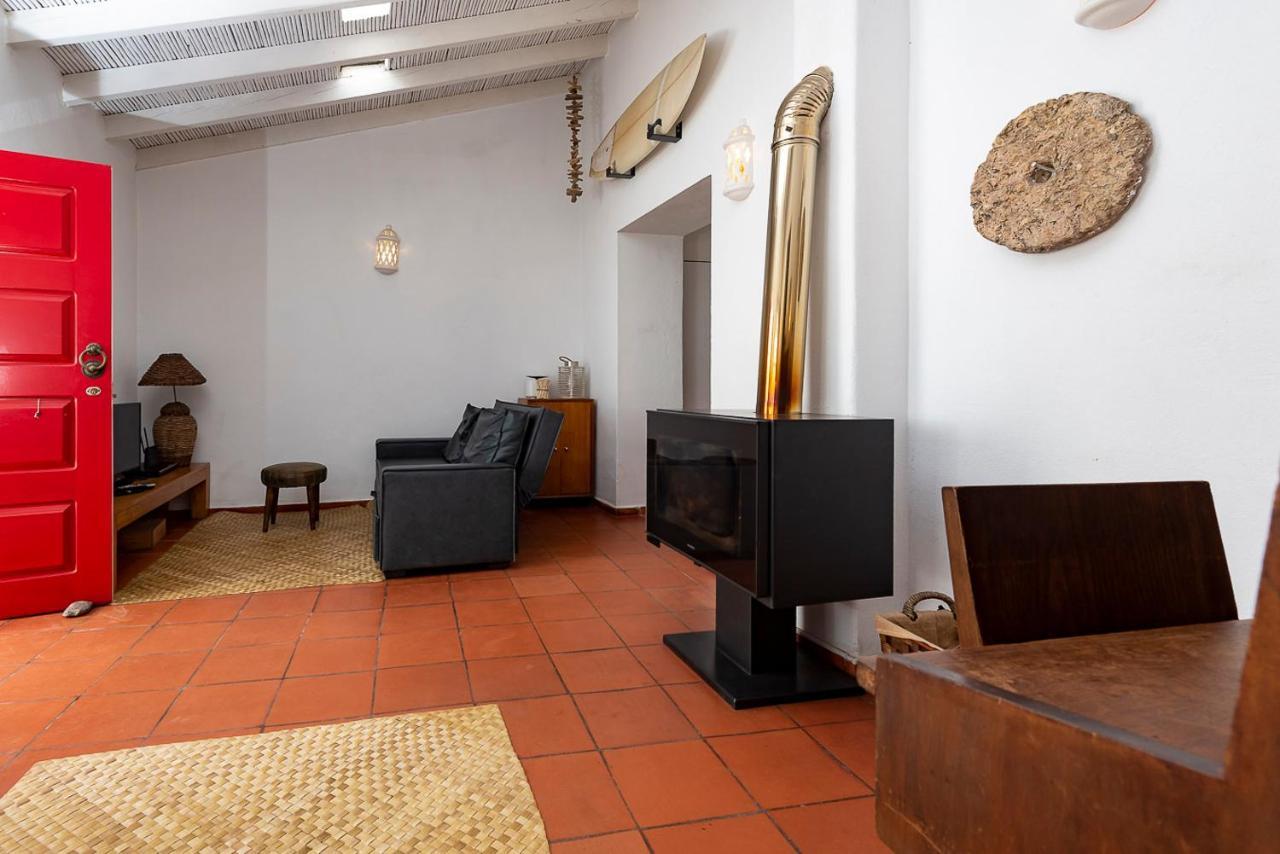 Hillside 2 Aljezur Old Town Guest House Екстериор снимка