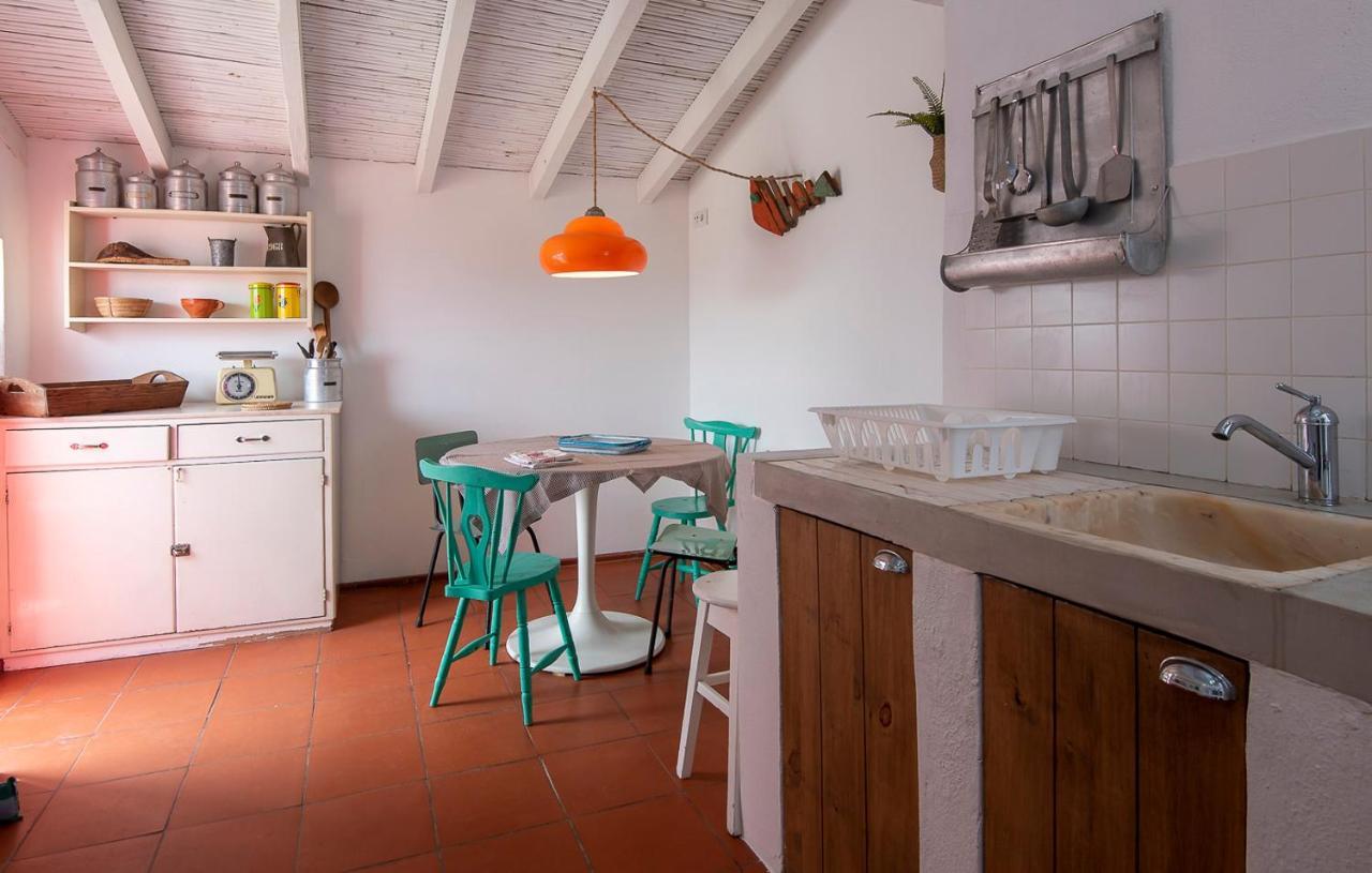 Hillside 2 Aljezur Old Town Guest House Екстериор снимка