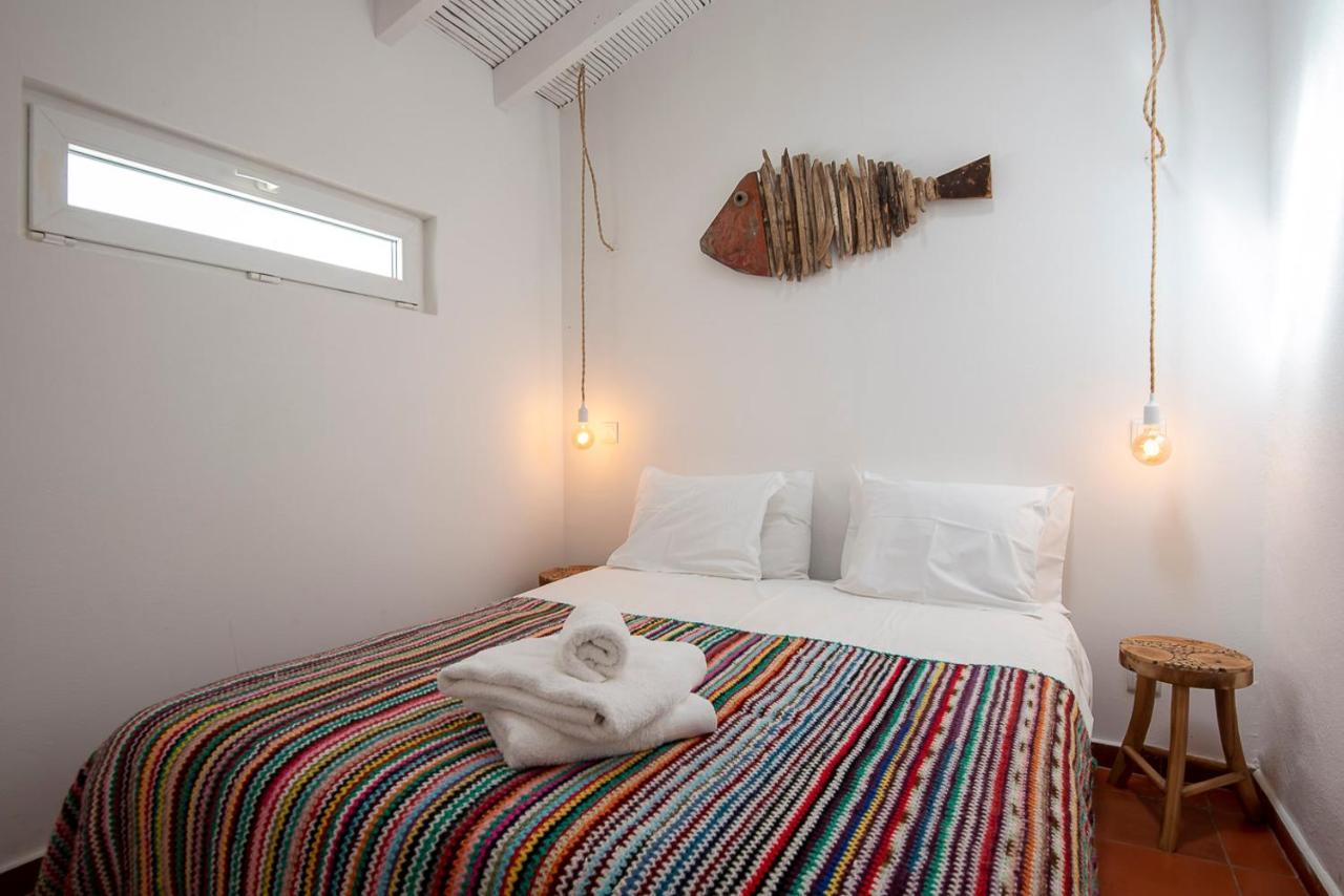 Hillside 2 Aljezur Old Town Guest House Екстериор снимка