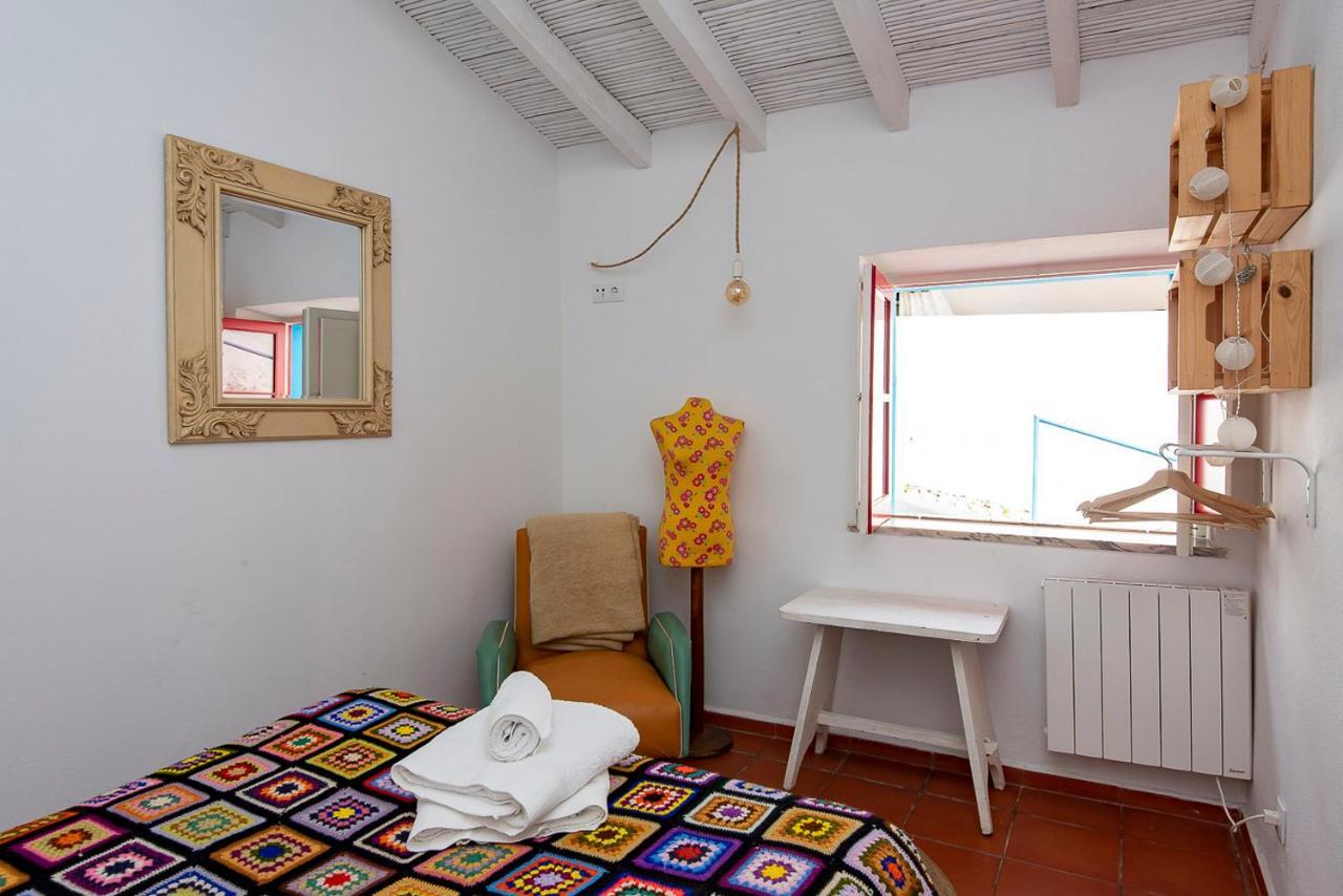Hillside 2 Aljezur Old Town Guest House Екстериор снимка