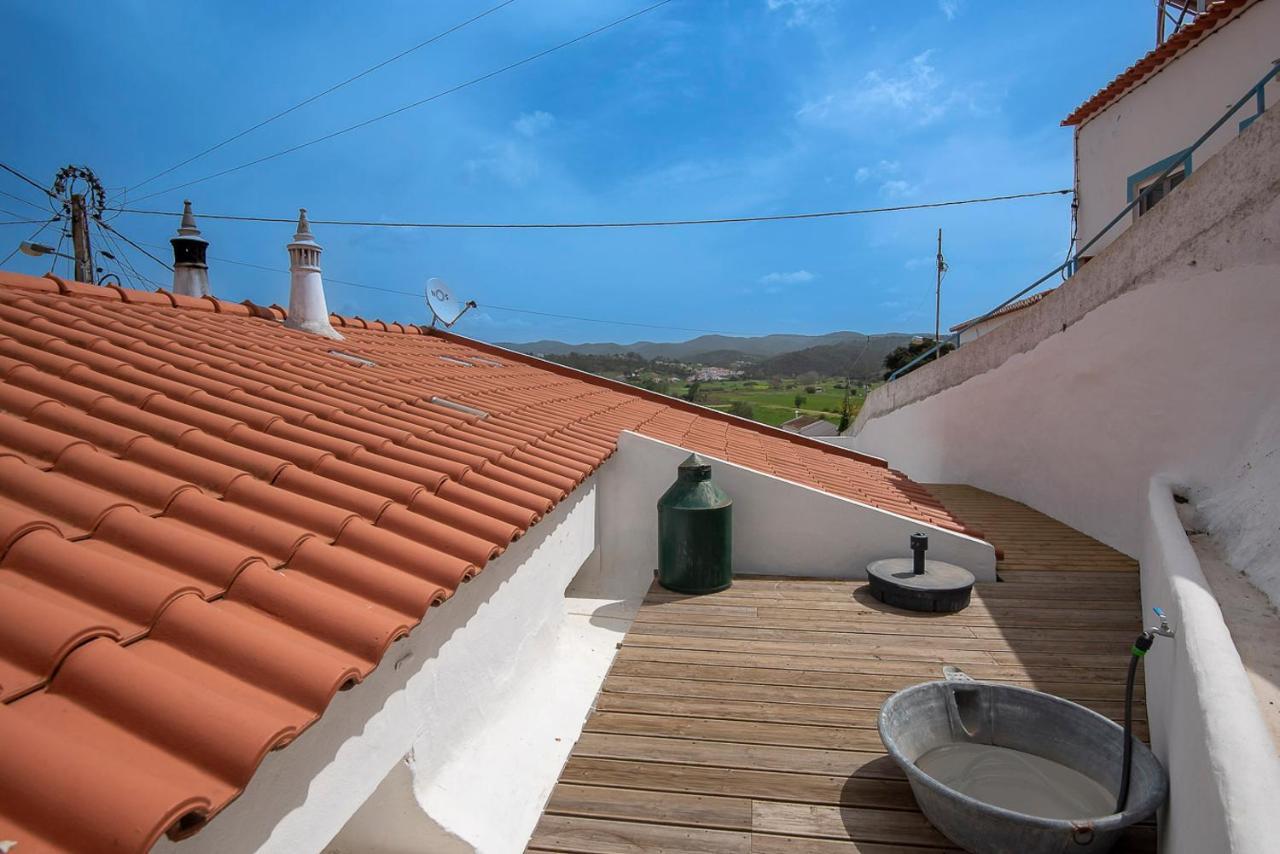 Hillside 2 Aljezur Old Town Guest House Екстериор снимка